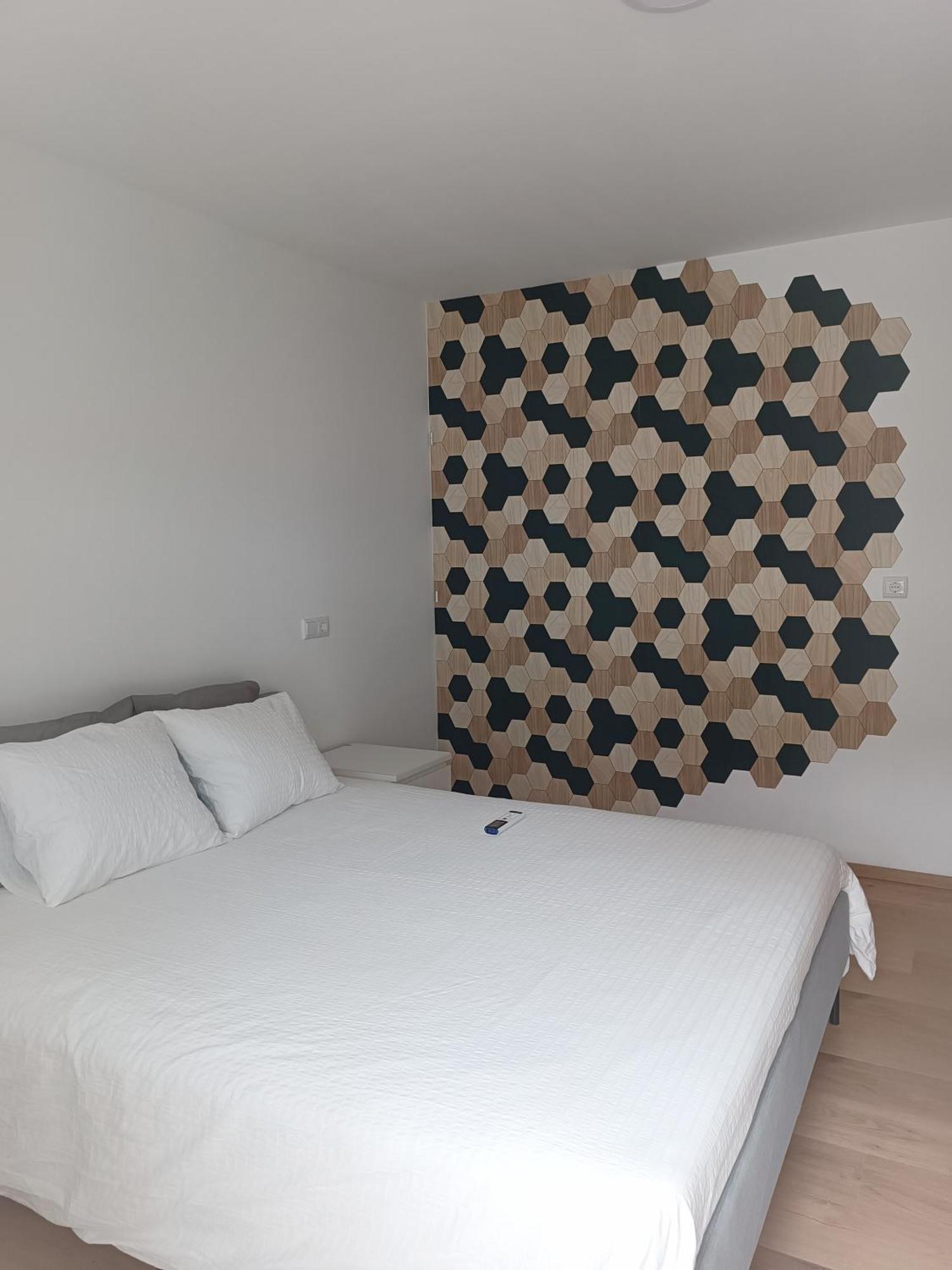Appartement Charmant Plage Lavra Exteriör bild